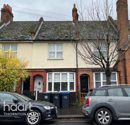 2 bed property, in Northborough Road, £415,000