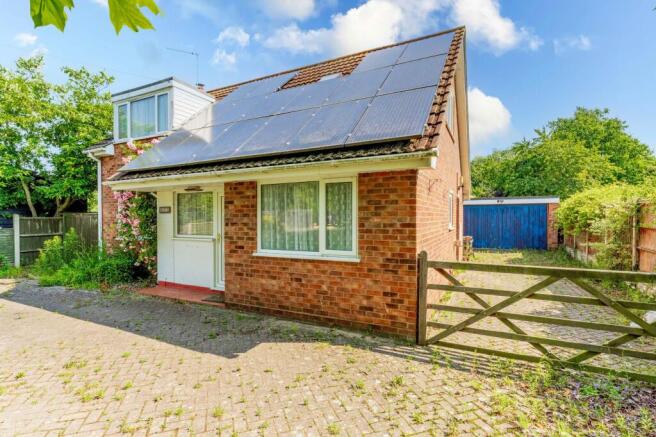 3 bed property, in Thorpe Road, £375,000