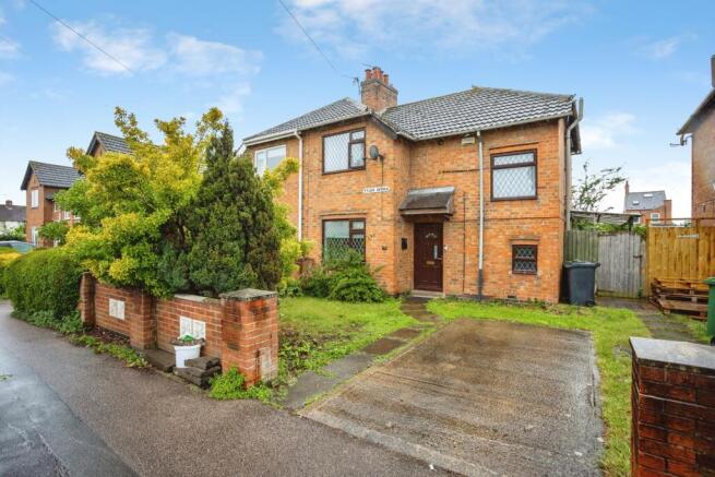 3 bed property, in Tyler Avenue, £240,000