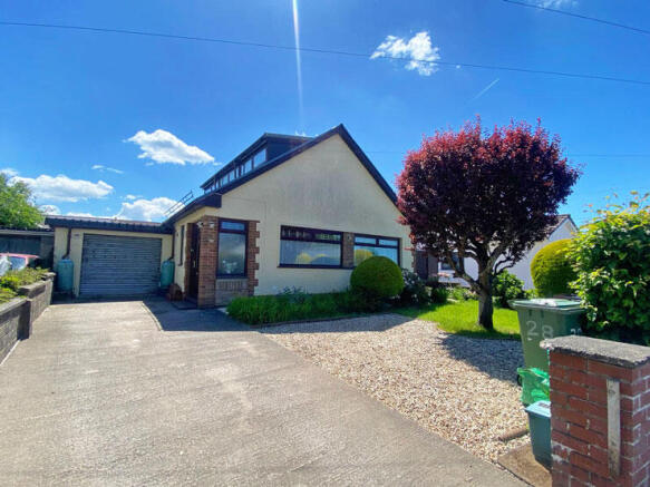 4 bed property, in Heol Isaf, £359,950