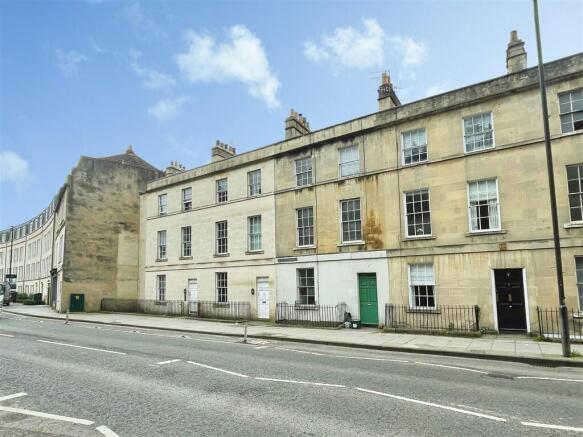 1 bed property, in Albion Terrace, £135,000