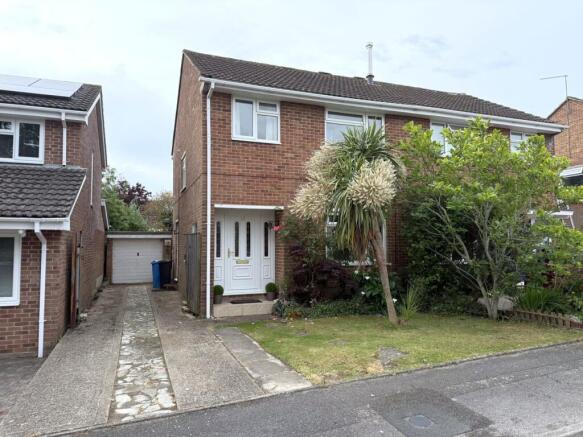 3 bed property, in Beckhampton Road, £314,950