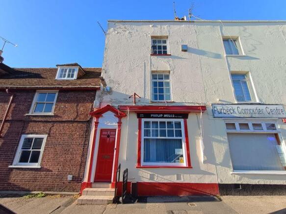 3 bed property, in Mixed Residential/Commercial in North Street, £400,000