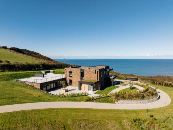 5 bed property, in Nr Bude, £5,500,000