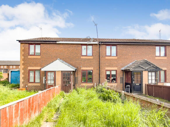 2 bed property, in 30 St. Marks Court Coundon Grange, £15,000