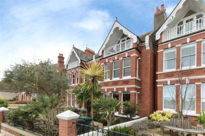 5 bed property, in Preston Drove, £1,000,000