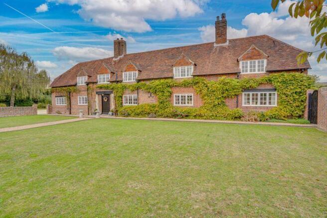 5 bed property, in Swanwick Lane, £1,500,000