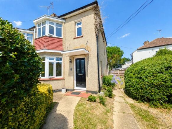 3 bed property, in Heather Drive, £375,000
