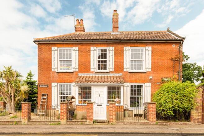 3 bed property, in Lime Tree Road, £415,000