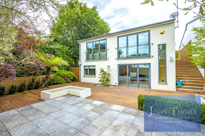 3 bed property, in Ashfields, £1,195,000