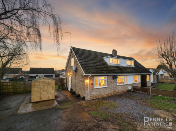 3 bed property, in Wype Road, £230,000