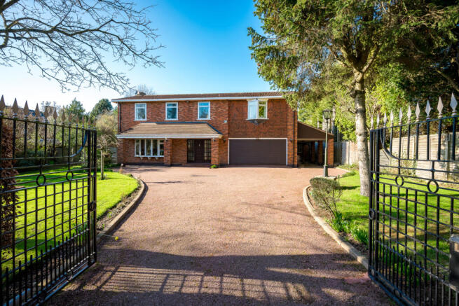 6 bed property, in Hough Lane, £1,850,000