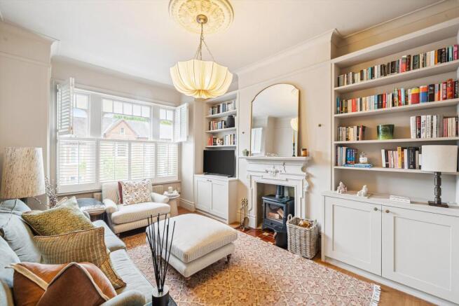 4 bed property, in Dalkeith Road, £925,000