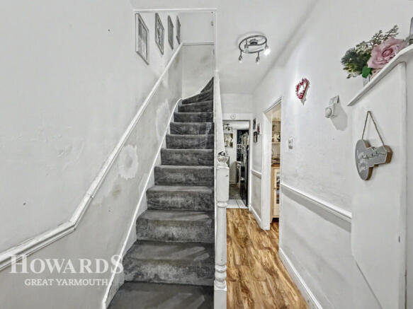 3 bed property, in Breydon Road, £140,000