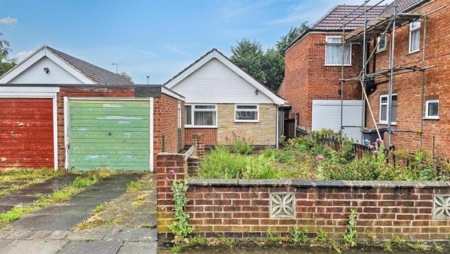2 bed property, in Marston Road, £220,000