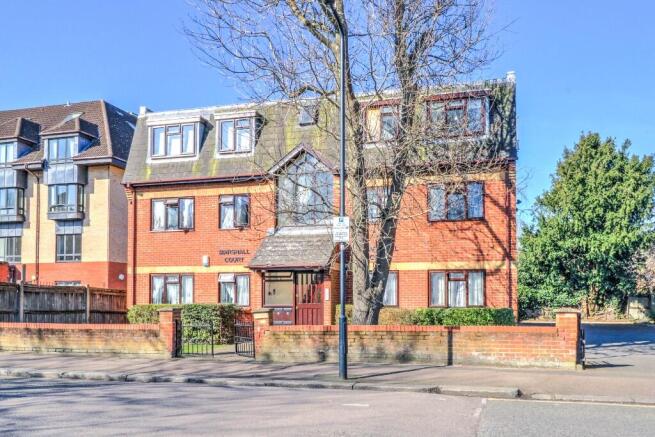 2 bed property, in Marshall Court, £475,000