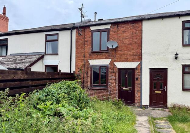 1 bed property, in 23 Shaw Street, £35,000