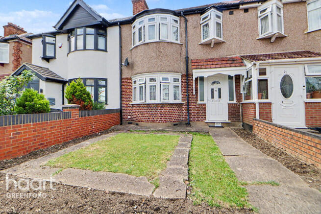 3 bed property, in Rosedene Avenue, £560,000