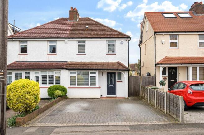 3 bed property, in Windborough Road, £625,000