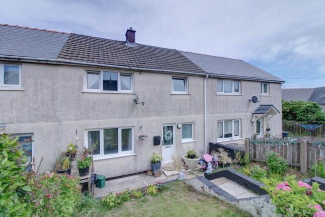 3 bed property, in Darby Crescent, £120,000