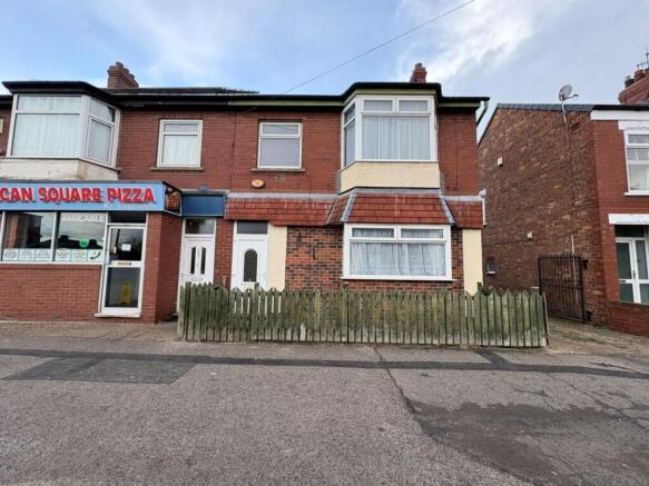 4 bed property, in 252 Summergangs Road, £155,000