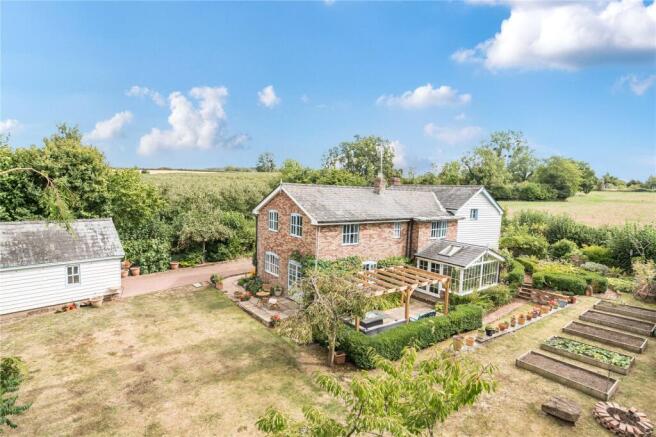 4 bed property, in Staunton-on-Wye, £780,000