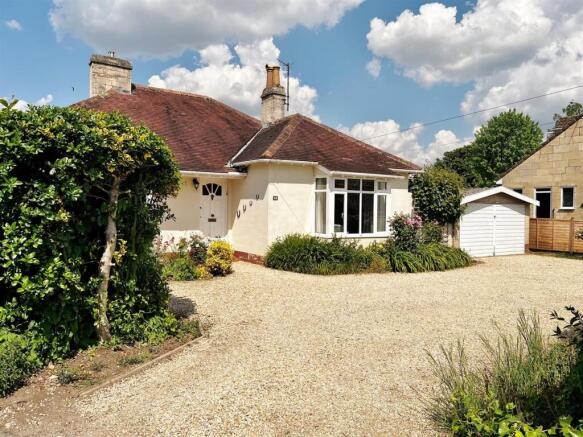 3 bed property, in Avonfield Avenue, £550,000
