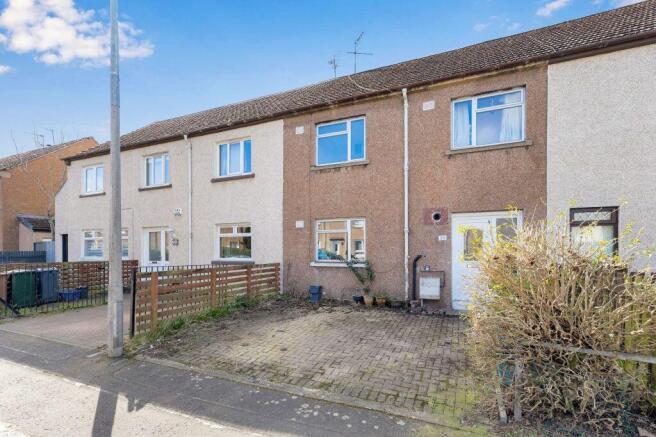 3 bed property, in 29 Gilmerton Dykes Place, £190,000