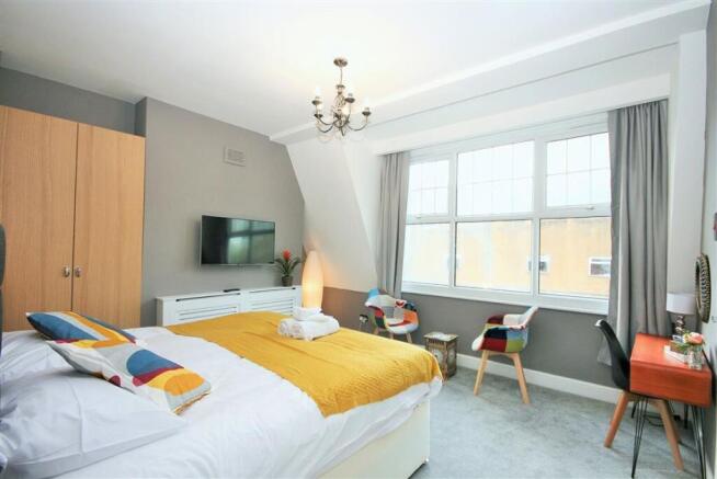 7 bed property, in Woodseer Street, £1,600,000