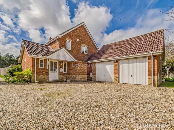 4 bed property, in Richmond Road, £425,000