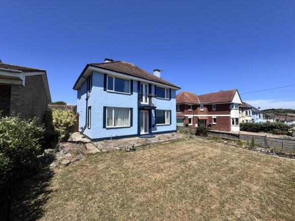 4 bed property, in Exeter Road, £425,000