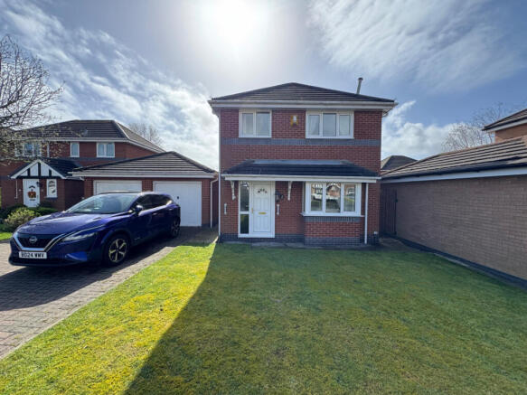 3 bed property, in Whitsbury Avenue, £270,000