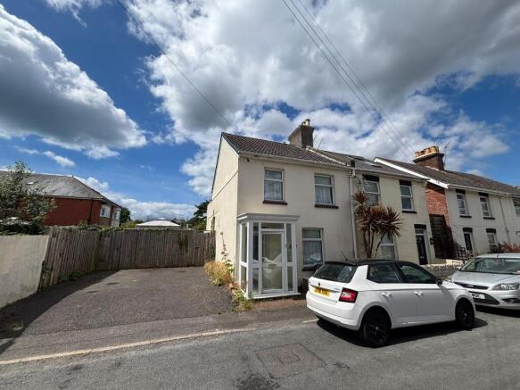 3 bed property, in Norwood Place, £245,000