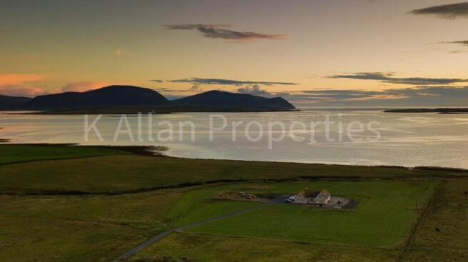 7 bed property, in Button - Ben, £630,000