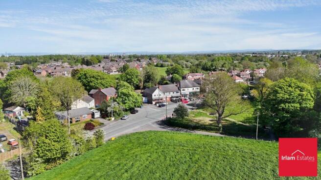 3 bed property, in Glazebrook Lane, £324,995