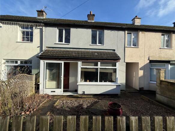 2 bed property, in Saxton Place, £130,000