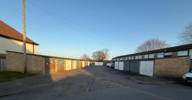 Land, in Garages, £200,000