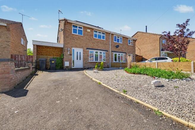 3 bed property, in Merlin Avenue, £210,000