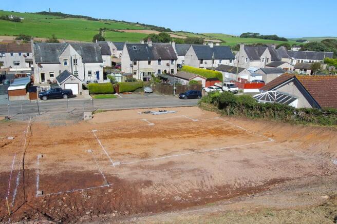 Land, in 10 Glen Road, £32,500