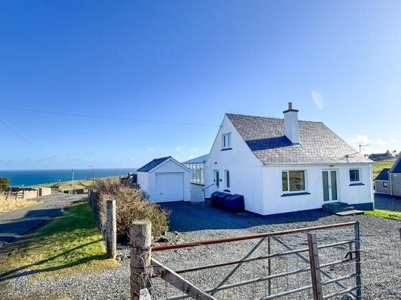3 bed property, in Nurses Cottage, £185,000