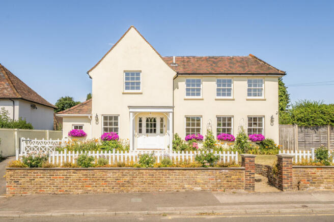 5 bed property, in Abbots Road, £1,650,000
