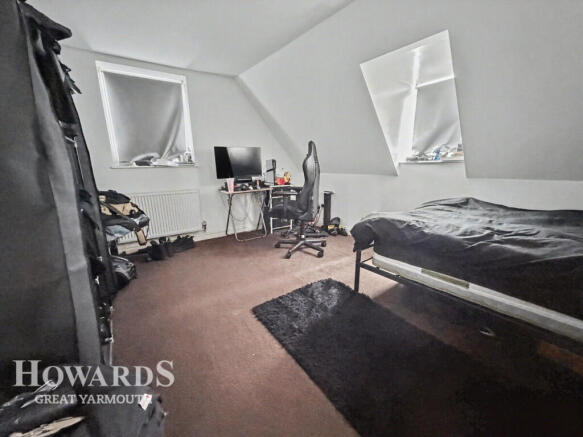 1 bed property, in St Johns Terrace, £70,000