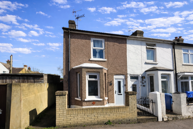 2 bed property, in Harold Street, £210,000