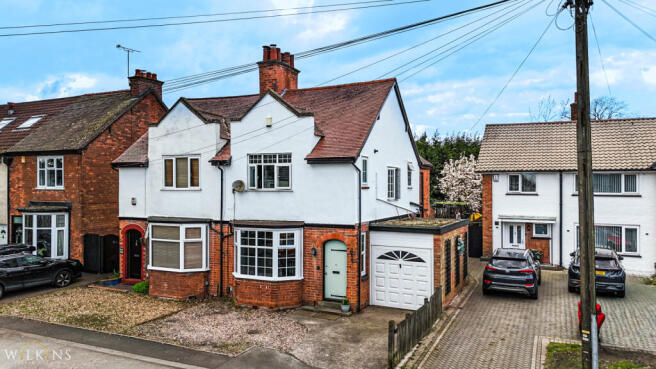 3 bed property, in Withy Hill Road, £375,000