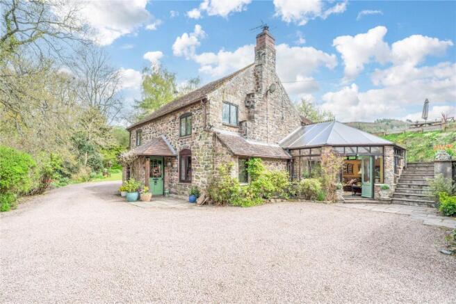 4 bed property, in Abdon, £690,000