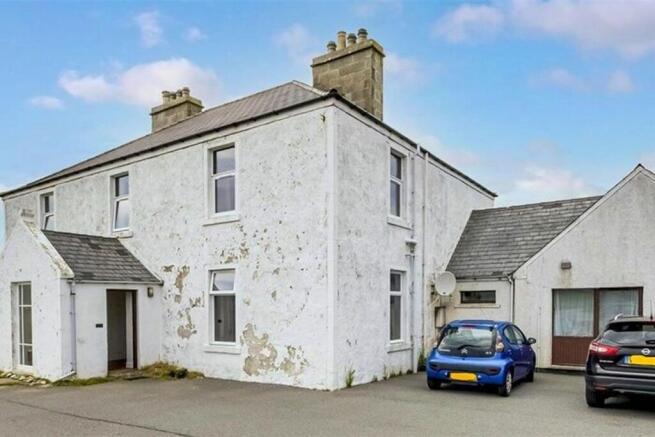 7 bed property, in Hillsgarth, £115,000
