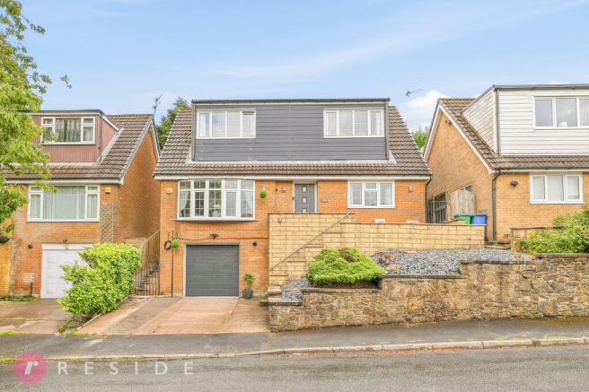4 bed property, in Sweet Briar Close, £350,000