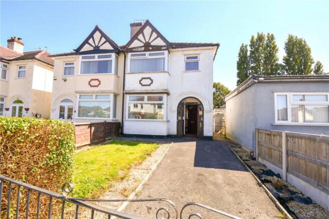 3 bed property, in Raby Drive, £220,000