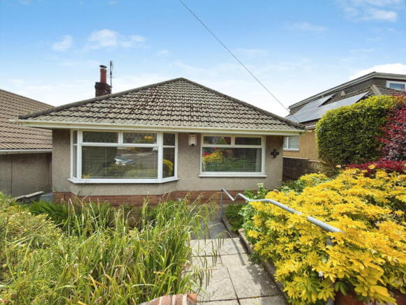 2 bed property, in Dan-Y-Parc, £190,000