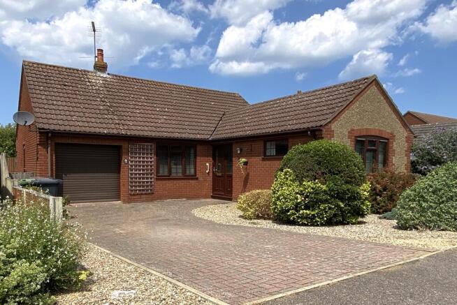 3 bed property, in Hendrie Road, £375,000